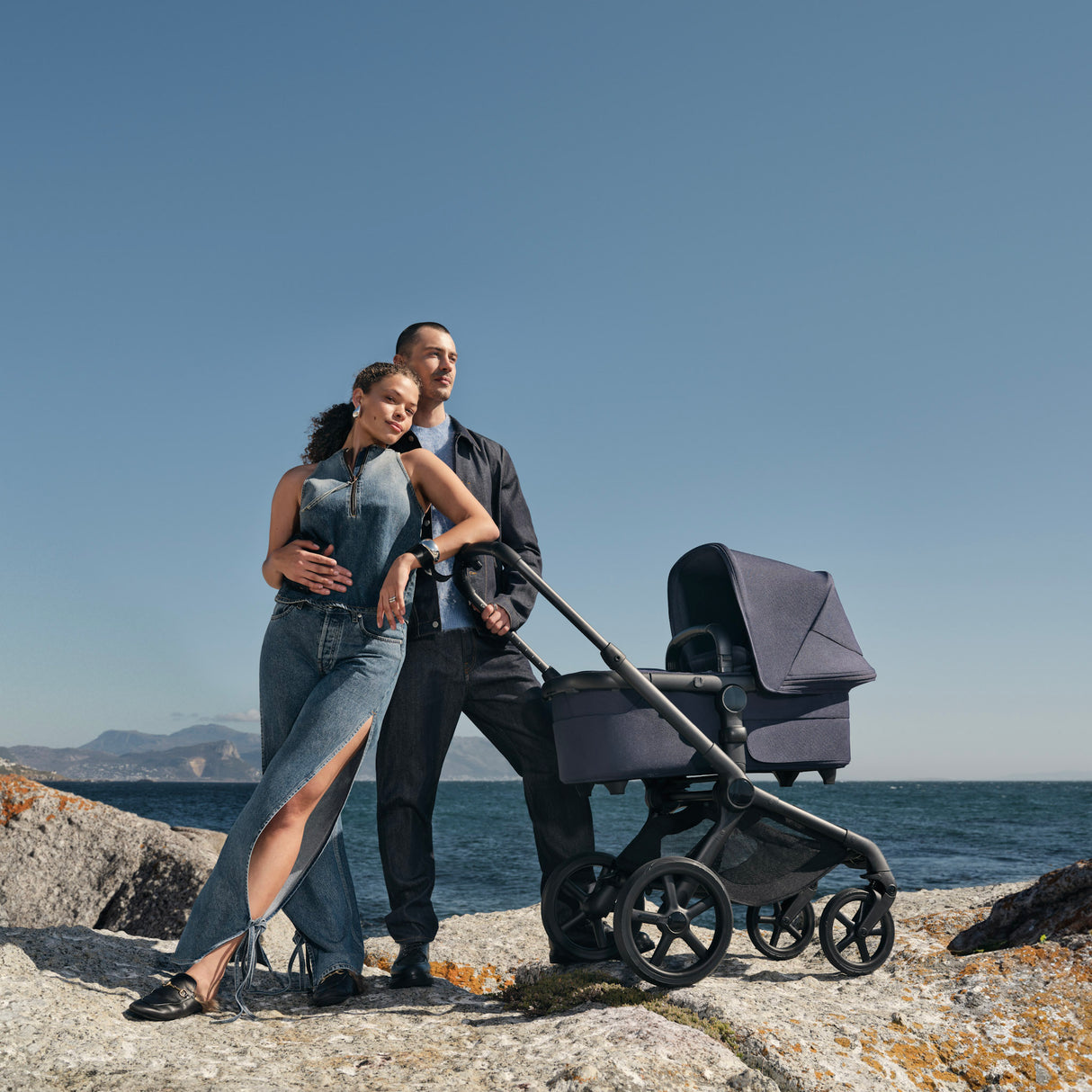 Bugaboo Fox 5 Renew Essential 360 Travel & Nursery Bundle