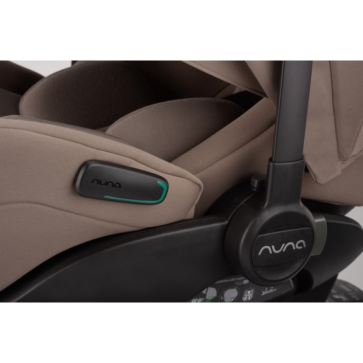 Nuna Arra Flex Reclining i-Size Car Seat