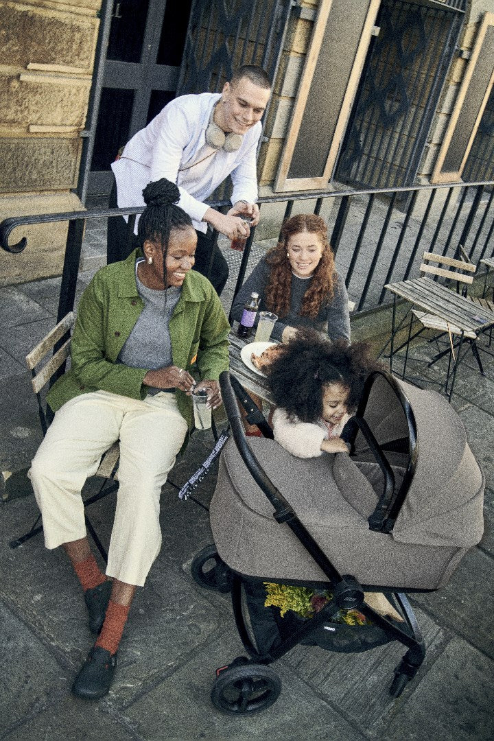 Mamas & Papas Vardo Essential Travel & Nursery Bundle, Storm