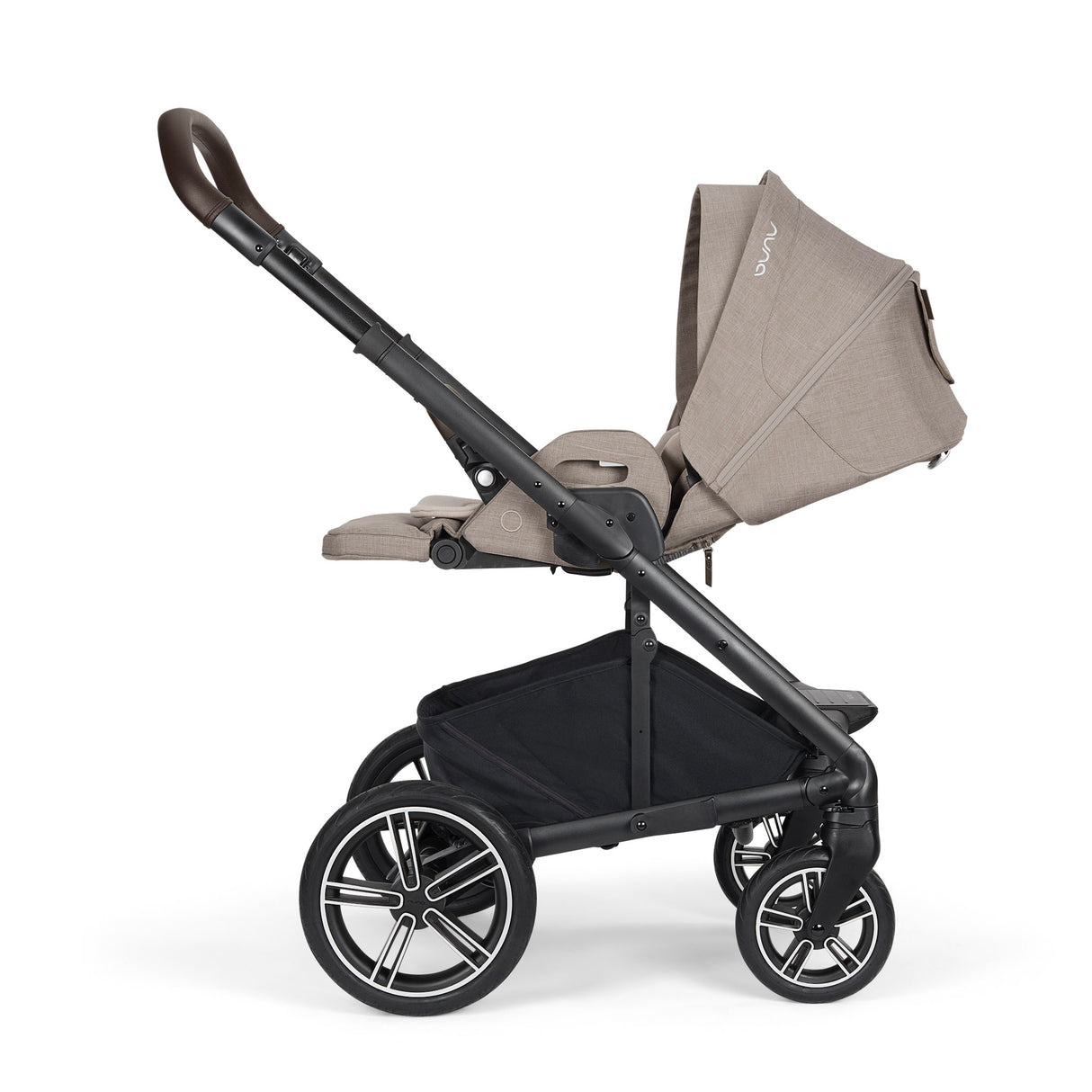 Nuna MIXX Next with ARRA Flex & Base Curv Travel System