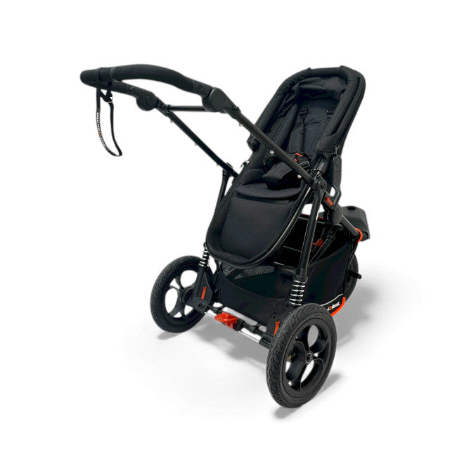 Out 'n' About V6 Switch carrycot parent facing