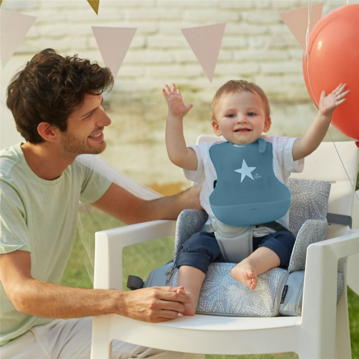 Jane Snap Roll-up Silicone Bib