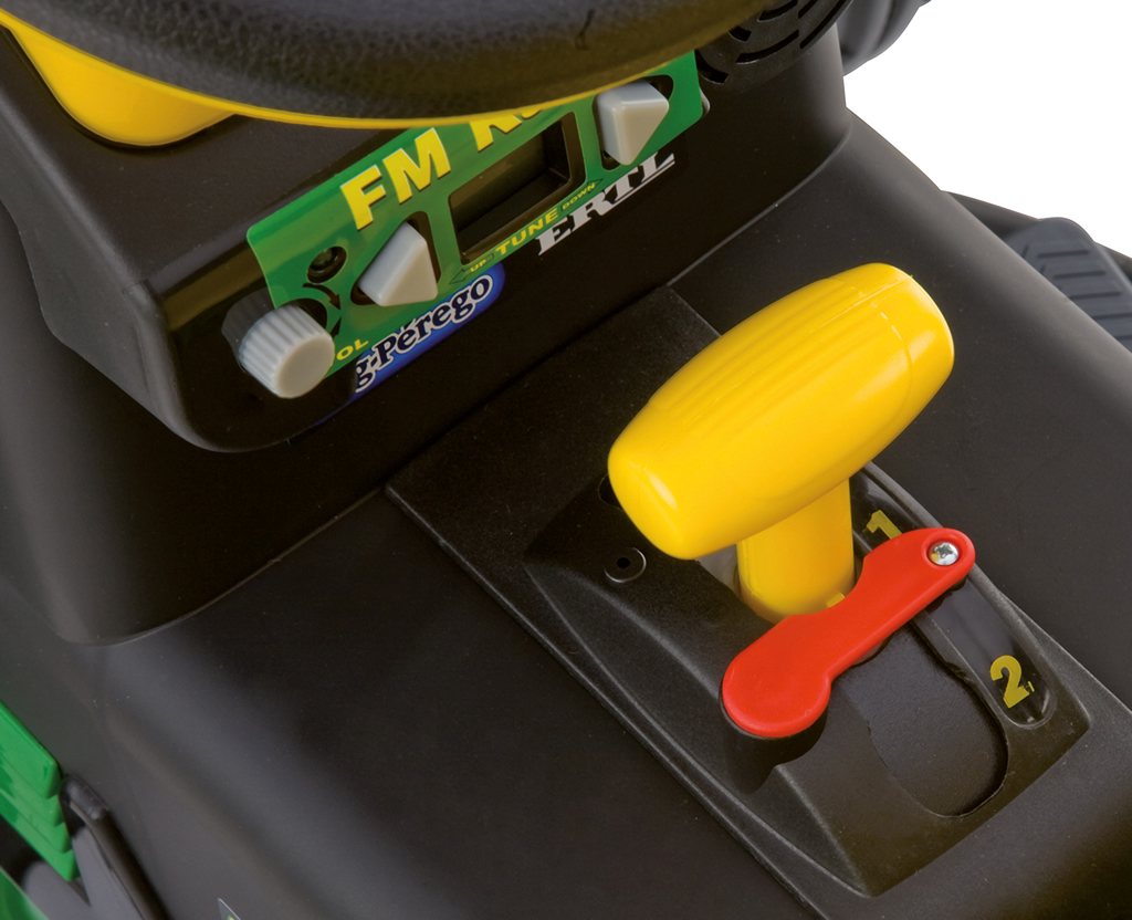 Peg Perego John Deere Ground Loader 12V Tractor with Scoop, 3+ years