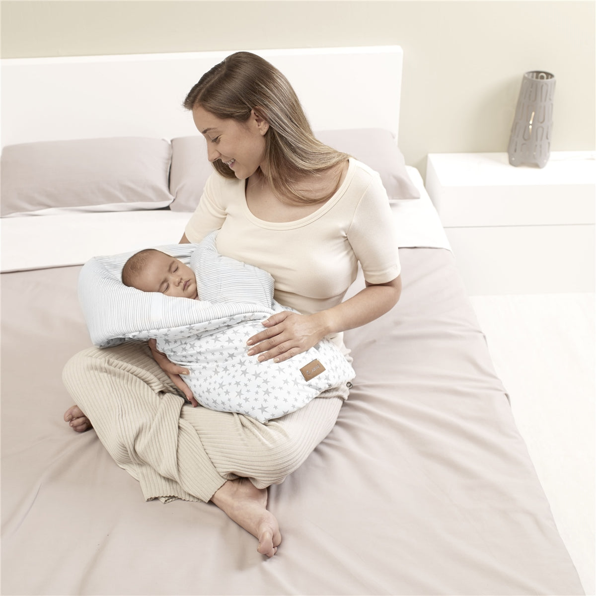 Jane Mims 4in1 Cot Blanket Shawl