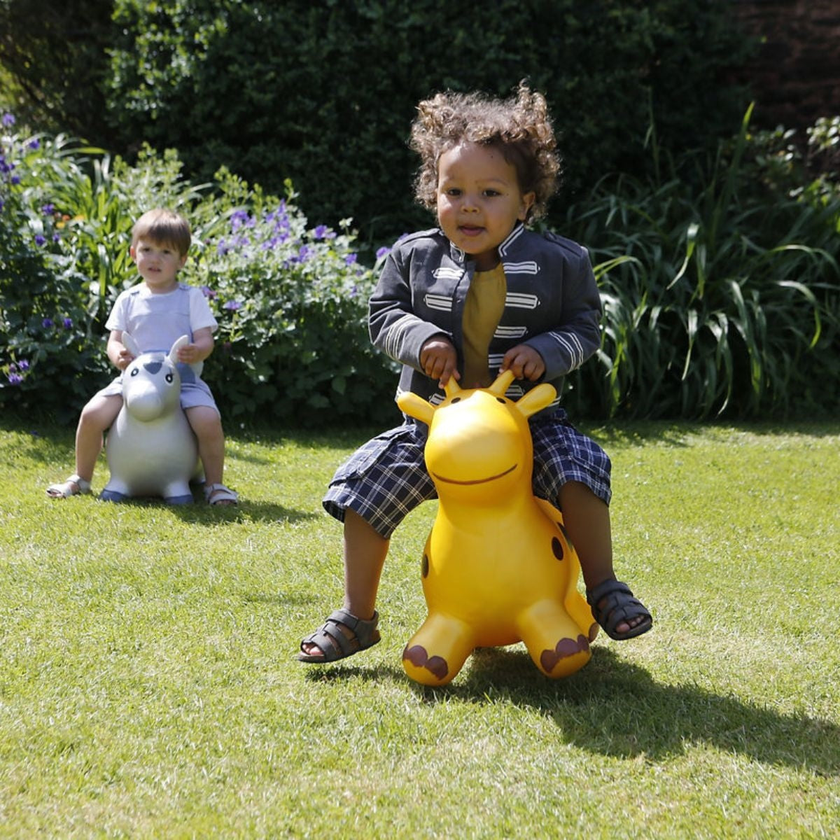 Happy Hopperz Gold Giraffe Inflatable Bouncy Animal Ride-On Toy