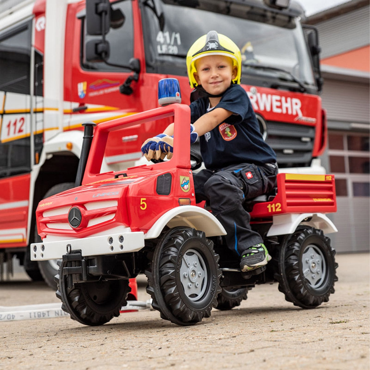 Rolly Toys rollyUnimog Fire Engine with Gears and Handbrake