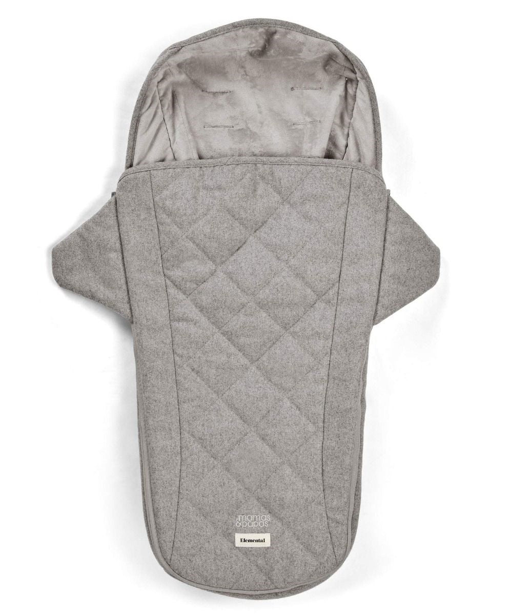 Mamas & Papas Strada 6 Piece Essential Travel System Bundle