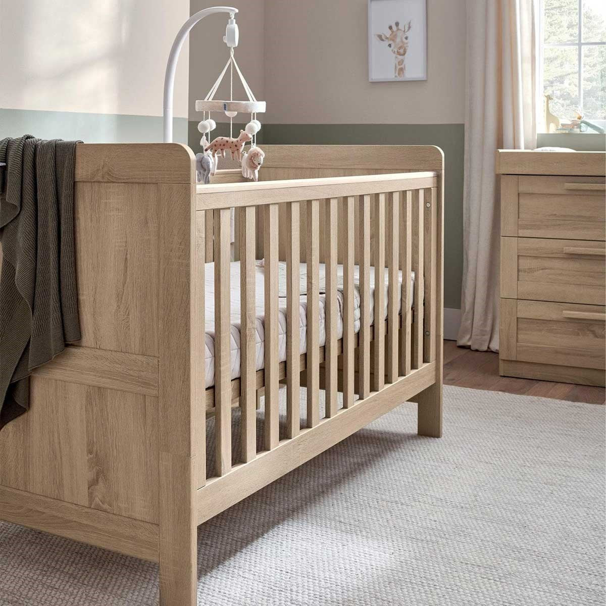Mamas & Papas Atlas Cot Bed