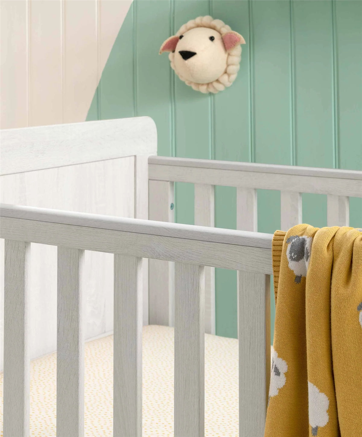 Mamas & Papas Atlas Cot Bed