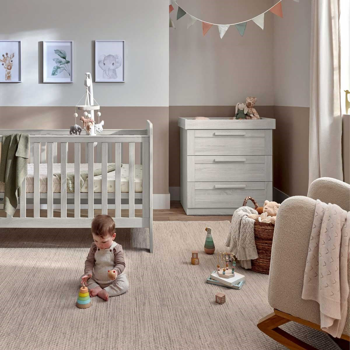 Mamas & Papas Atlas 2 Piece Furniture Set (Cotbed & Dresser)