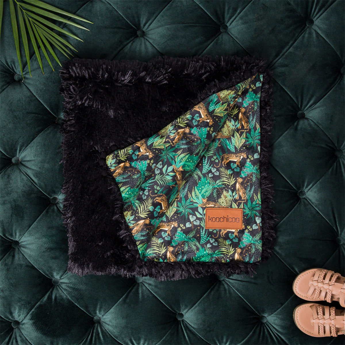 Bizzi Growin Koochicoo™ baby blanket / Shawl