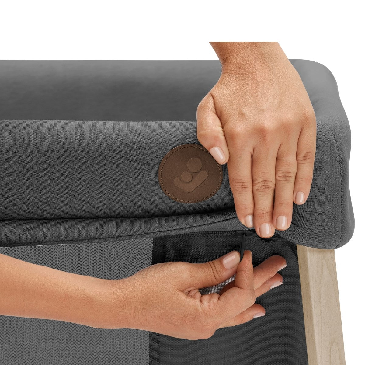 Maxi-Cosi Iris 2in1 Travel Cot