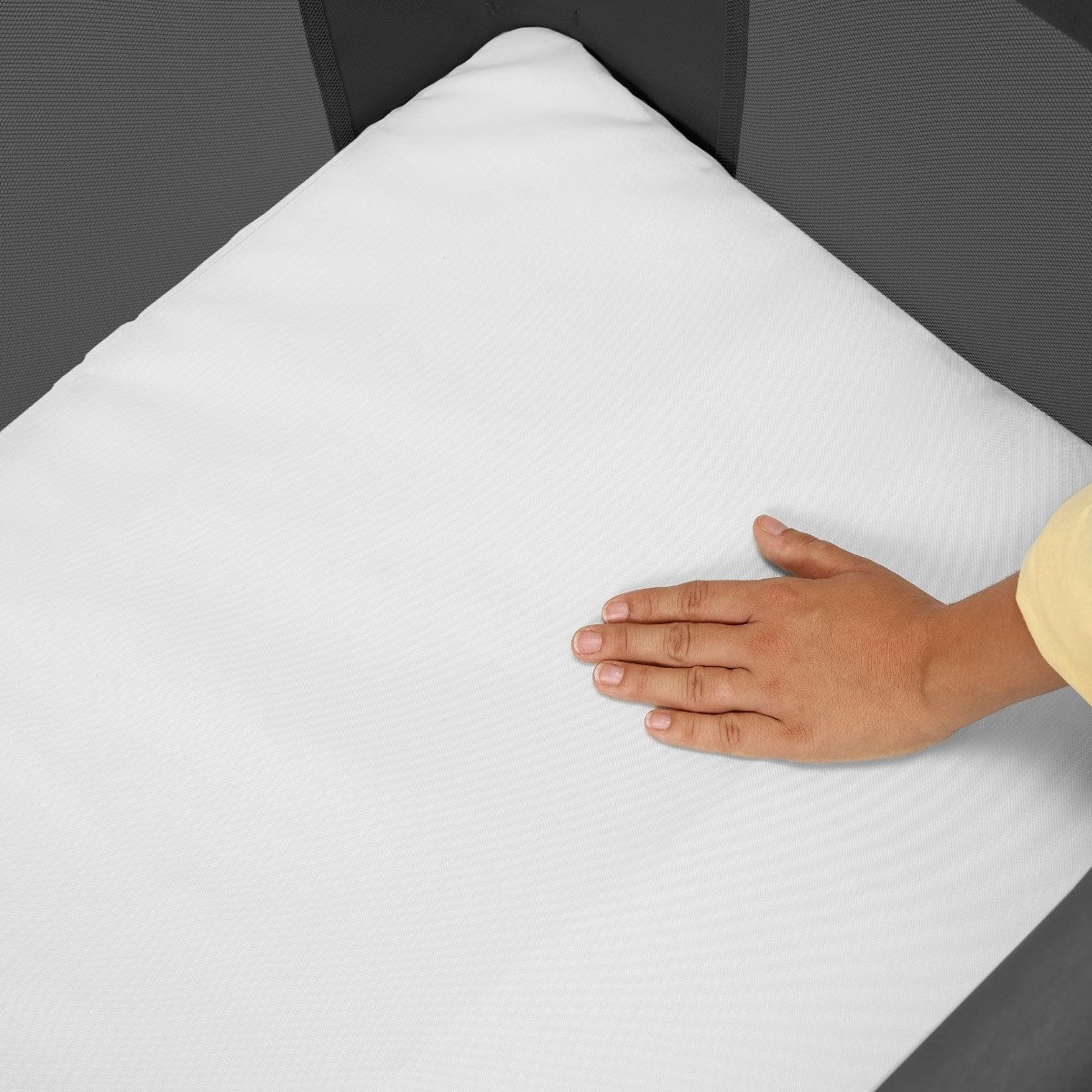 Maxi-Cosi Iris 2in1 Travel Cot