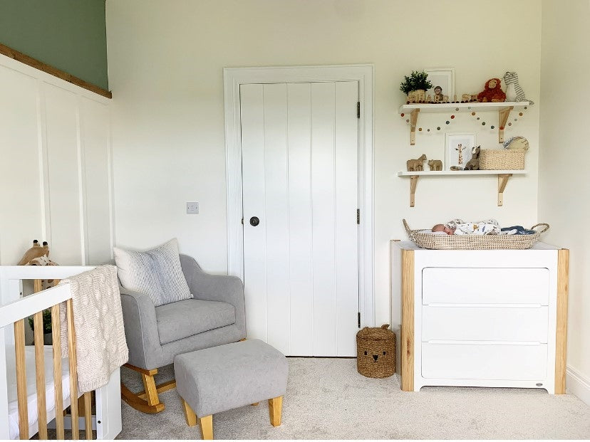 Cocoon Change Area Dresser, Dove Grey / Natural Wash