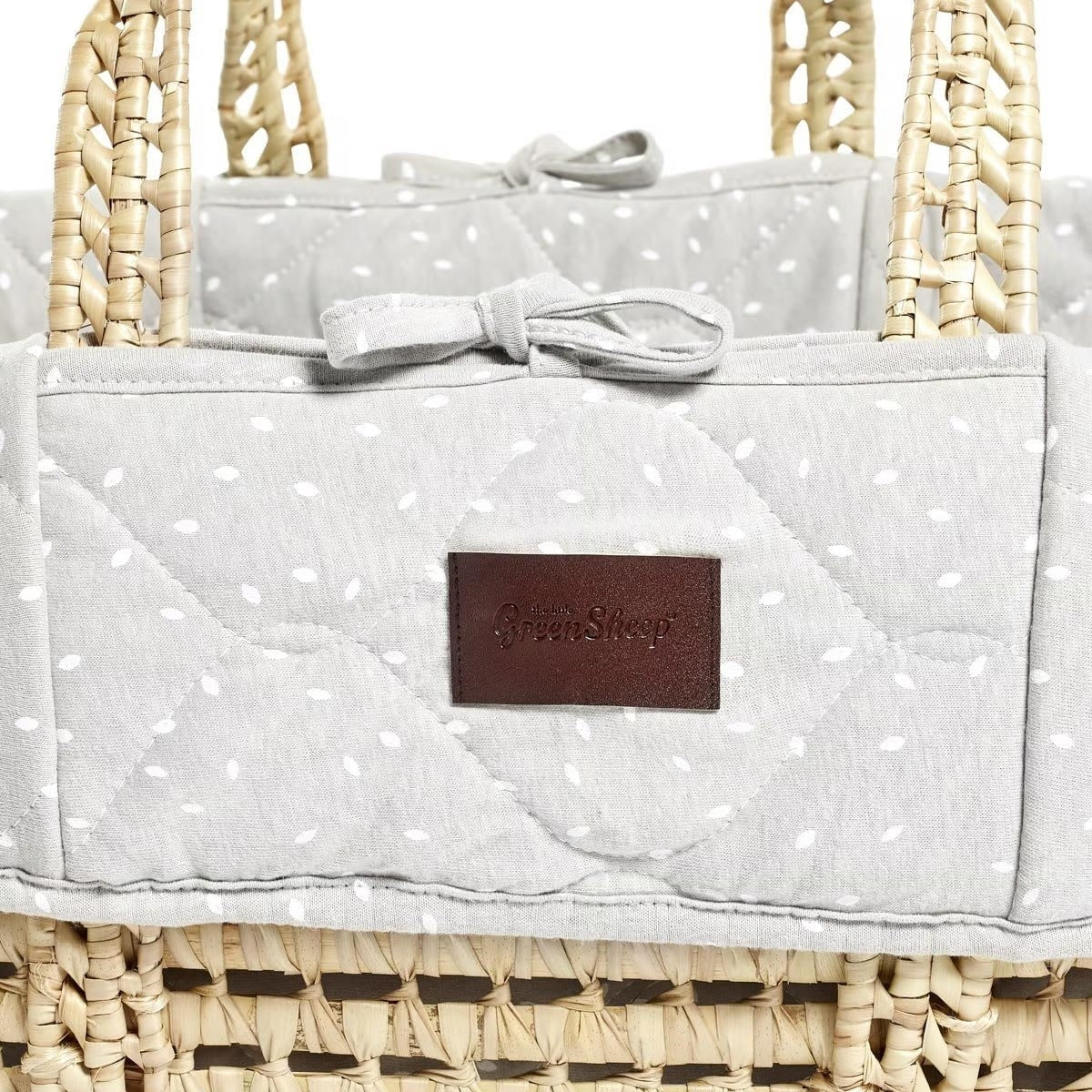 Little Green Sheep Natural Quilted Moses Basket + Mattress