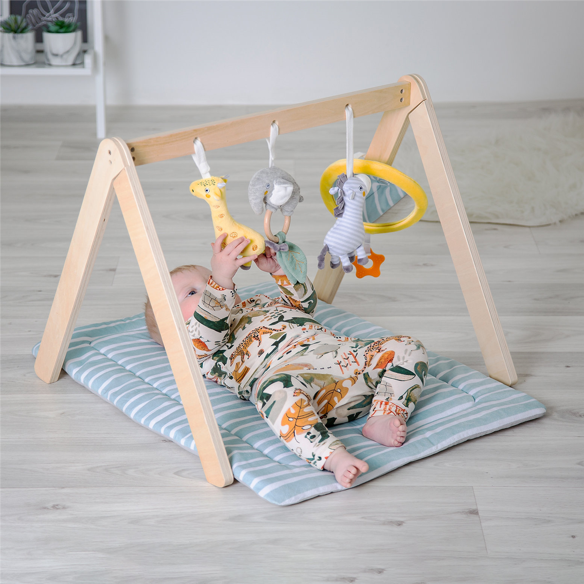 Red Kite Wooden Activity Arch with Play Mat & Activity Toys