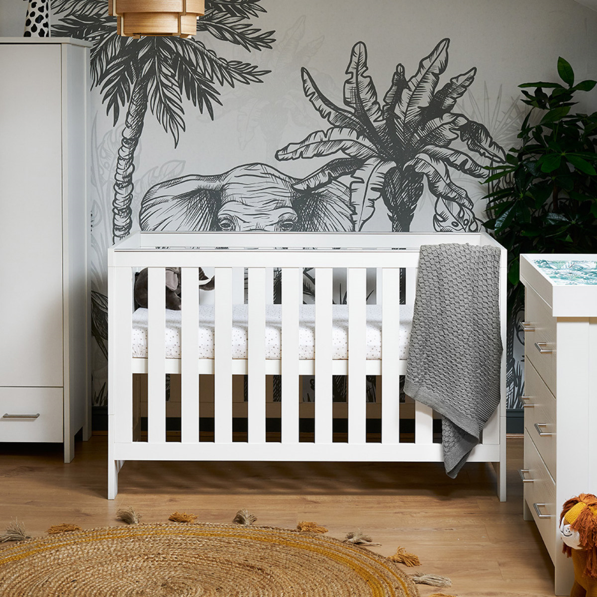OBaby Nika Cot Bed