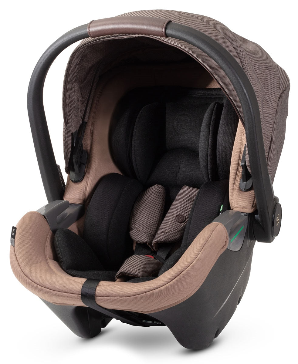 Silver Cross Dream i-Size Baby Car Seat + Isofix Base