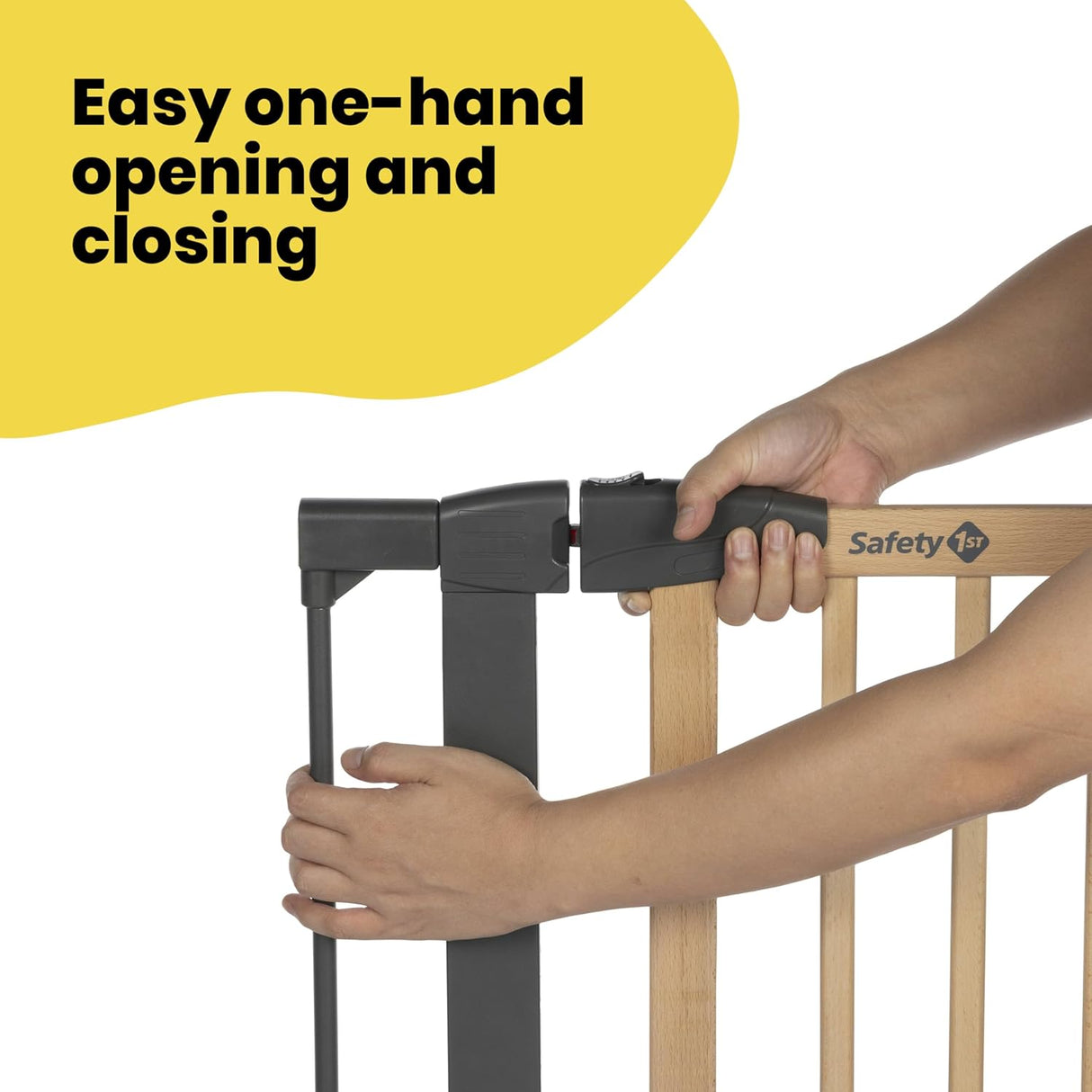 Safety 1st Simply Close Wood and Metal Safety Gate