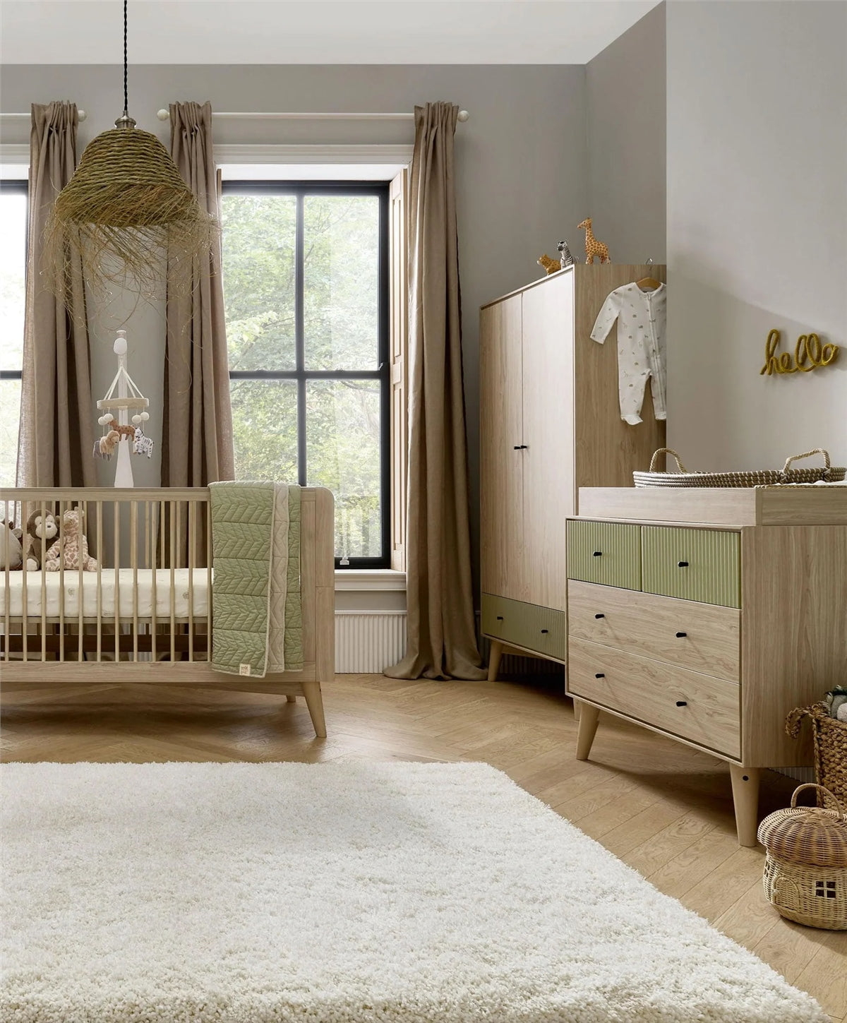 Mamas & Papas Coxley 3 Piece Furniture Set (Cot Bed, Dresser Changer & Wardrobe)