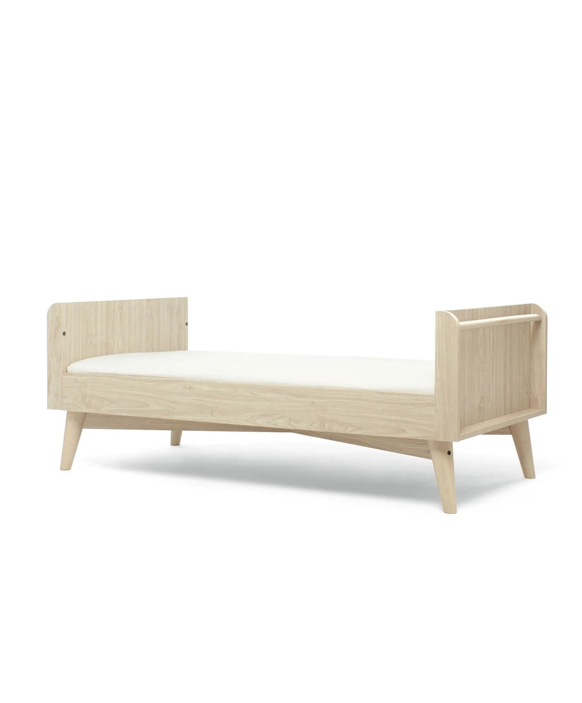 Mamas & Papas Coxley 3 Piece Furniture Set (Cot Bed, Dresser Changer & Wardrobe)