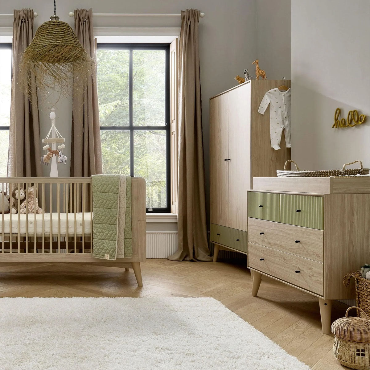 Mamas & Papas Coxley 3 Piece Furniture Set (Cot Bed, Dresser Changer & Wardrobe)