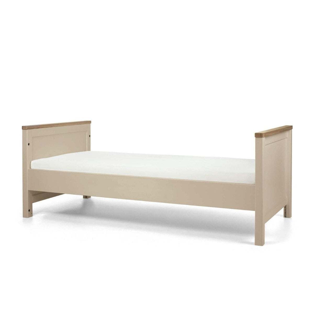 Mamas & Papas Harwell 3 Piece Furniture Range (Cot Bed, Dresser Changer & Wardrobe)