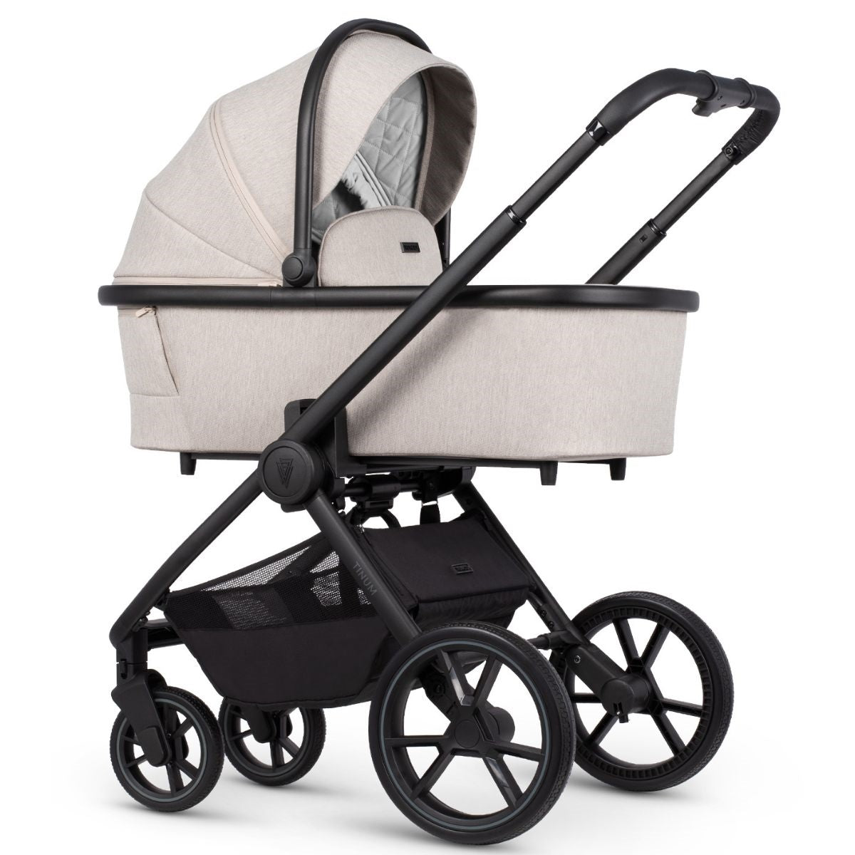 Venicci Tinum Edge 3in1 + Isofix Base Complete Travel System Bundle