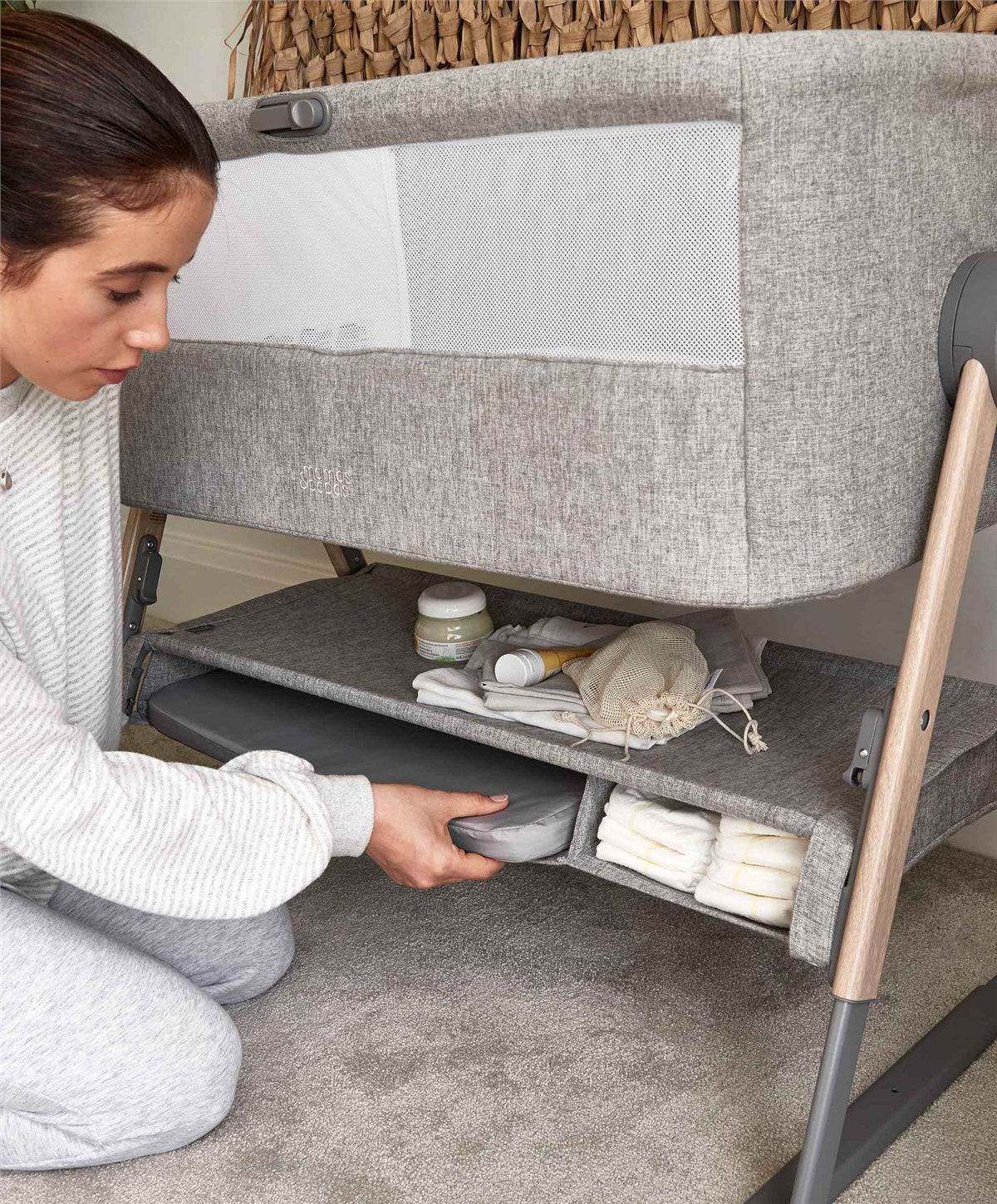 Mamas & Papas Lua Bedside Crib