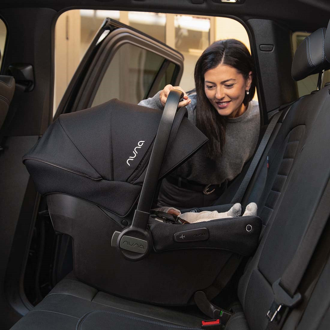 Nuna Pipa™ Urbn Baby Car Seat, 0-12 months