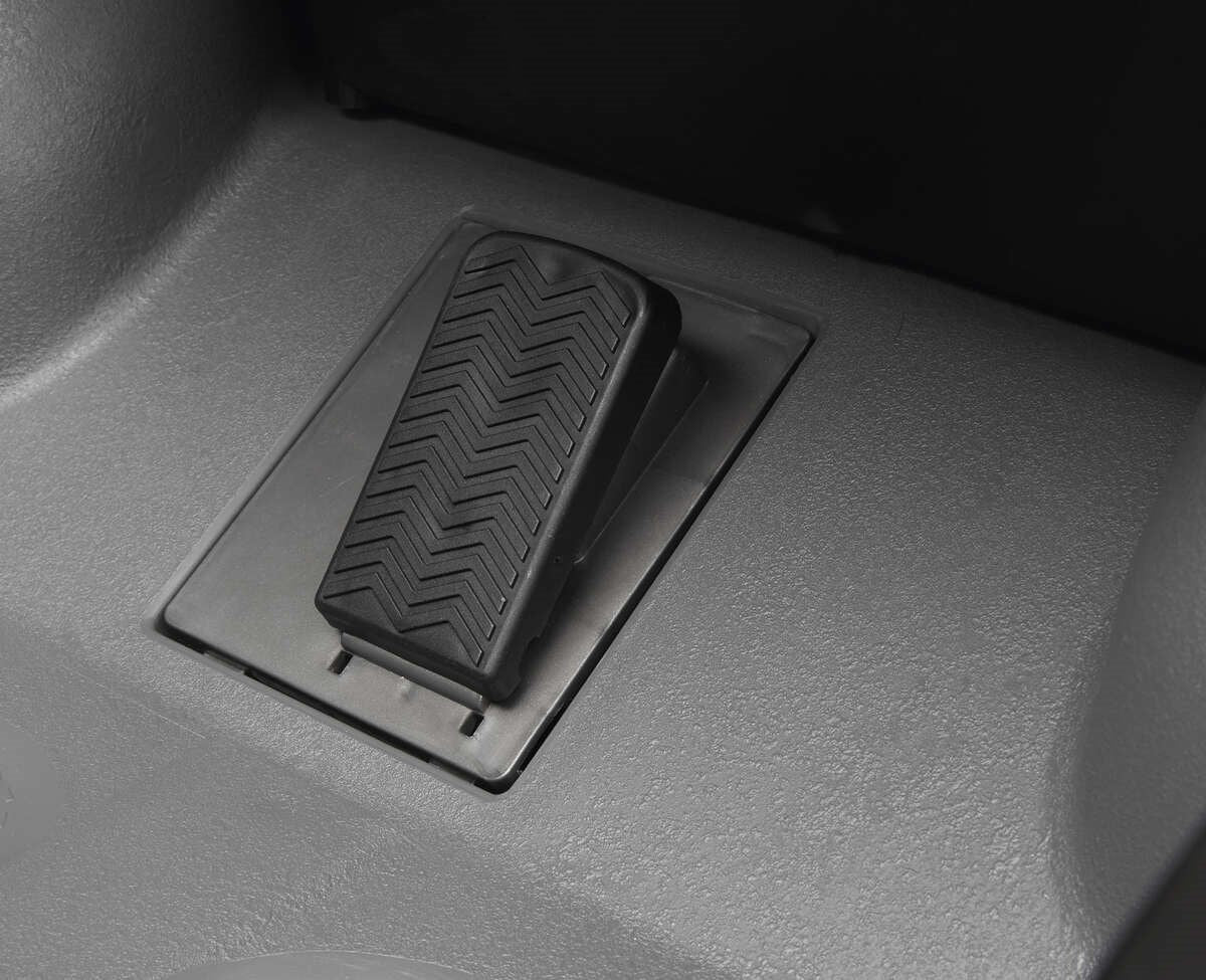 Peg Perego Gaucho Pro - Real Tree, 24 Volt 2 Seater Jeep, 6+ years