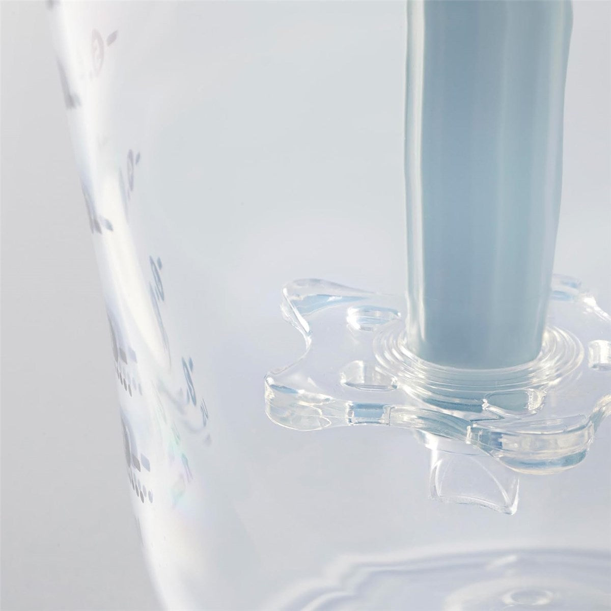 Tommee Tippee Closer To Nature 12pc Complete Feeding Kit, White