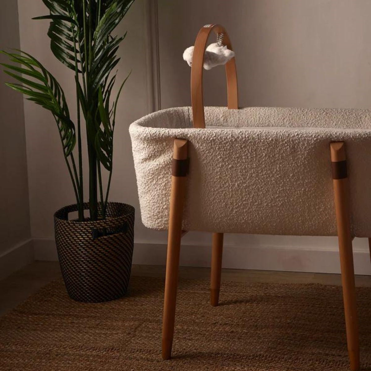 Baby Elegance Vola Crib, Boucle