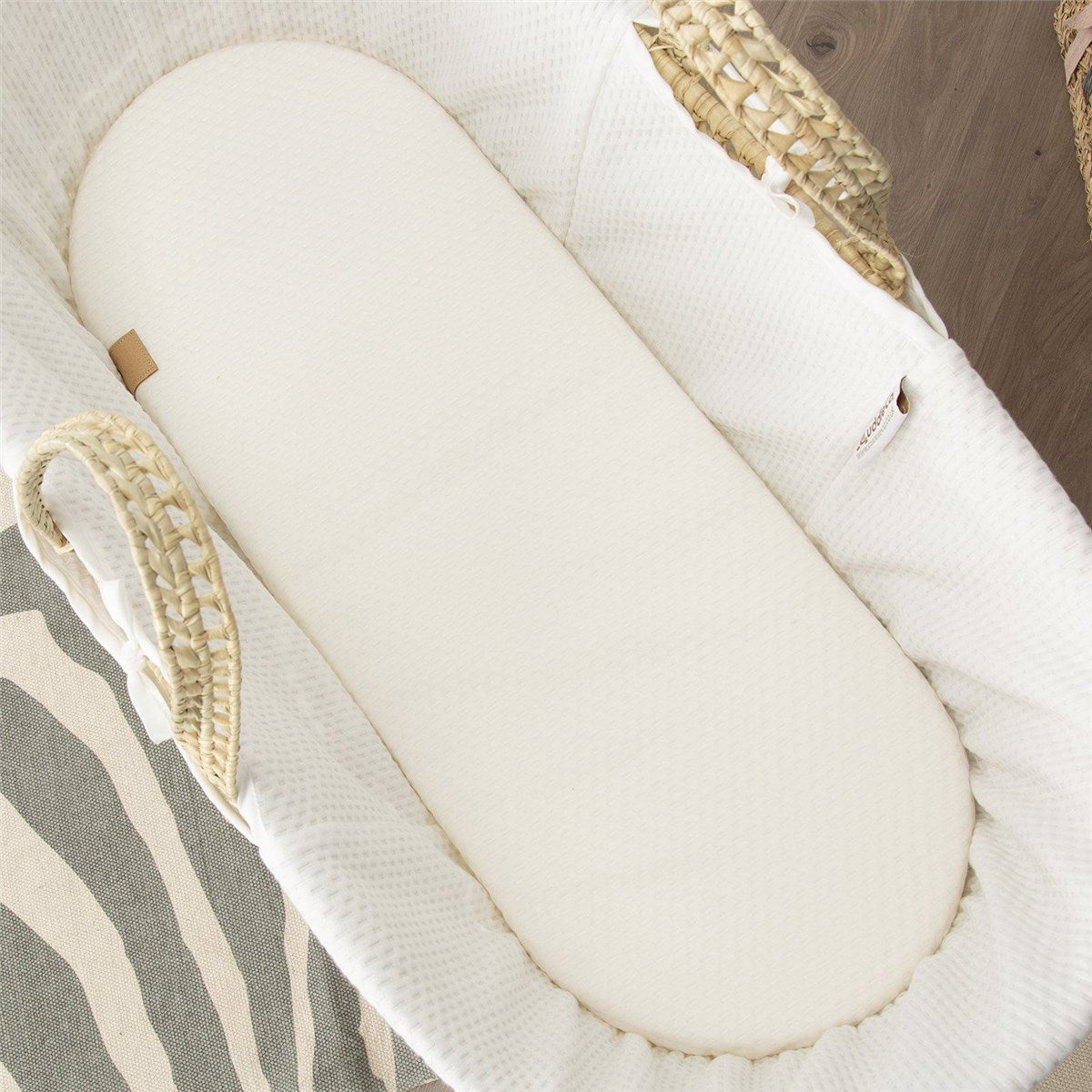 CuddleCo Little Me Hypo-Allergenic Bamboo Moses Basket Mattress