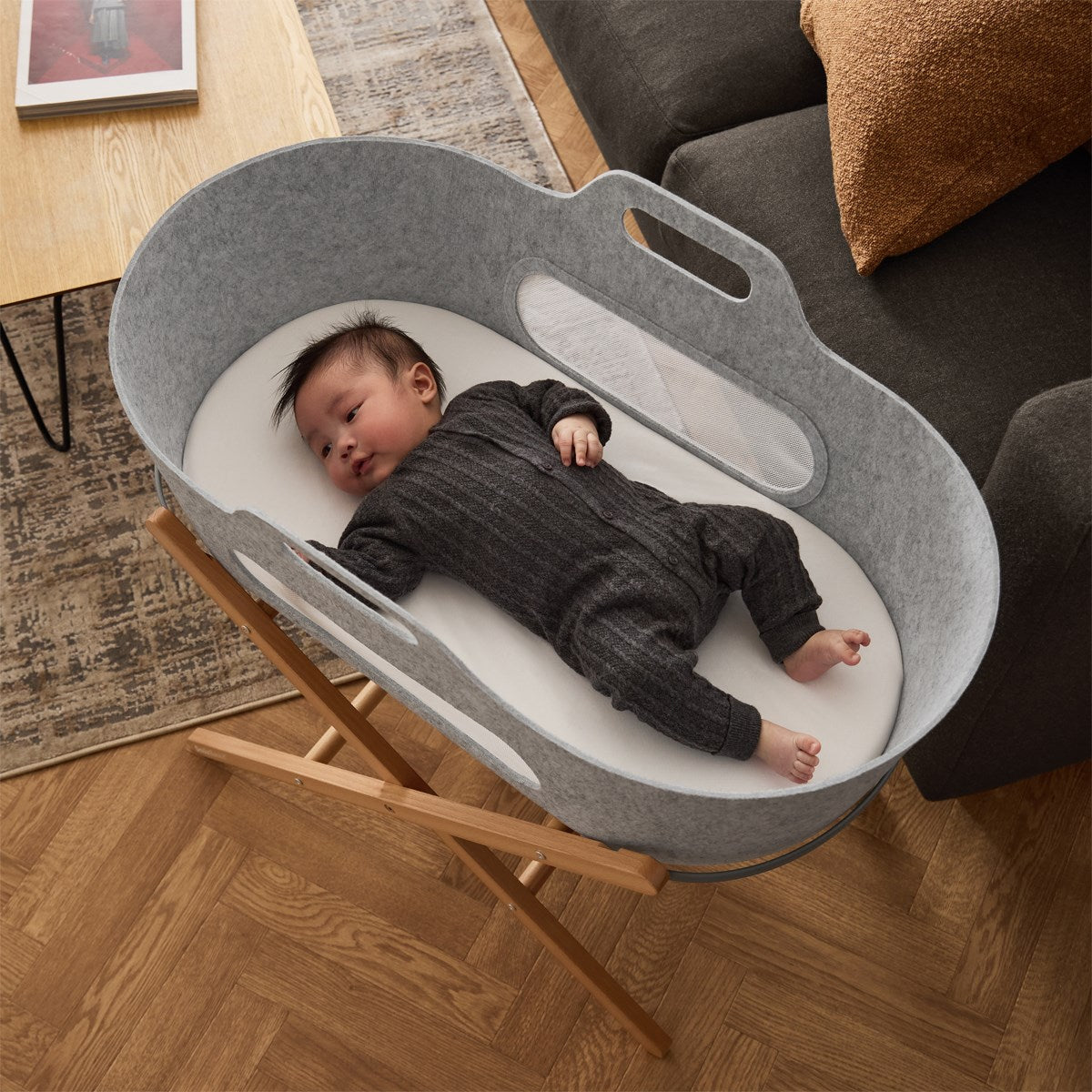 Snuz SnuzBaskit Moses Basket & Stand