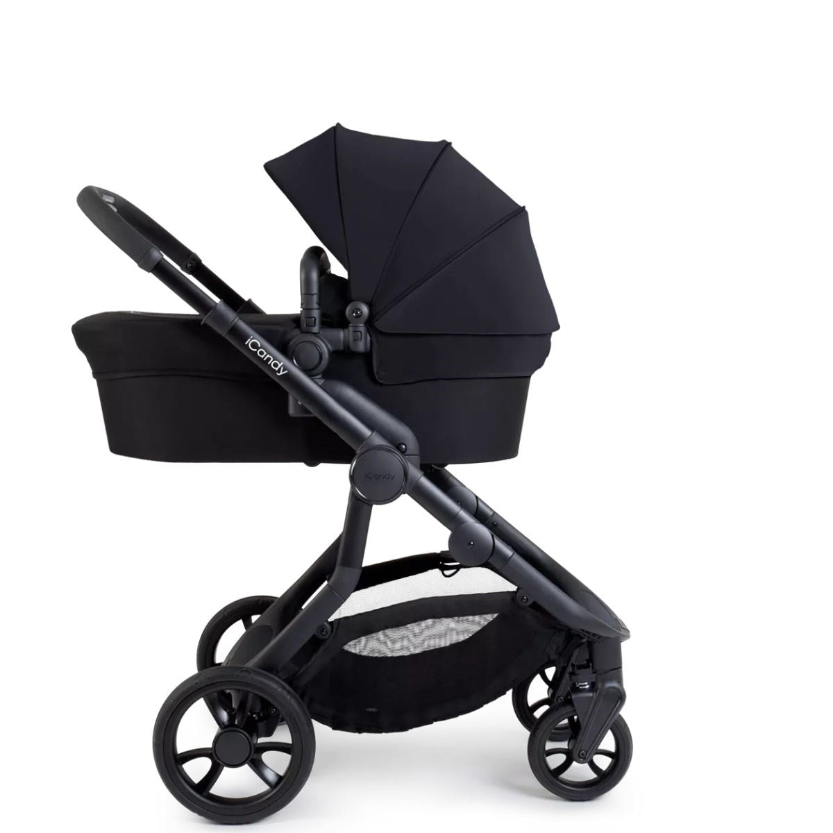 iCandy Orange 4 Complete Bundle Jet Black + Maxi Cosi Cabriofix and Isofix Base,