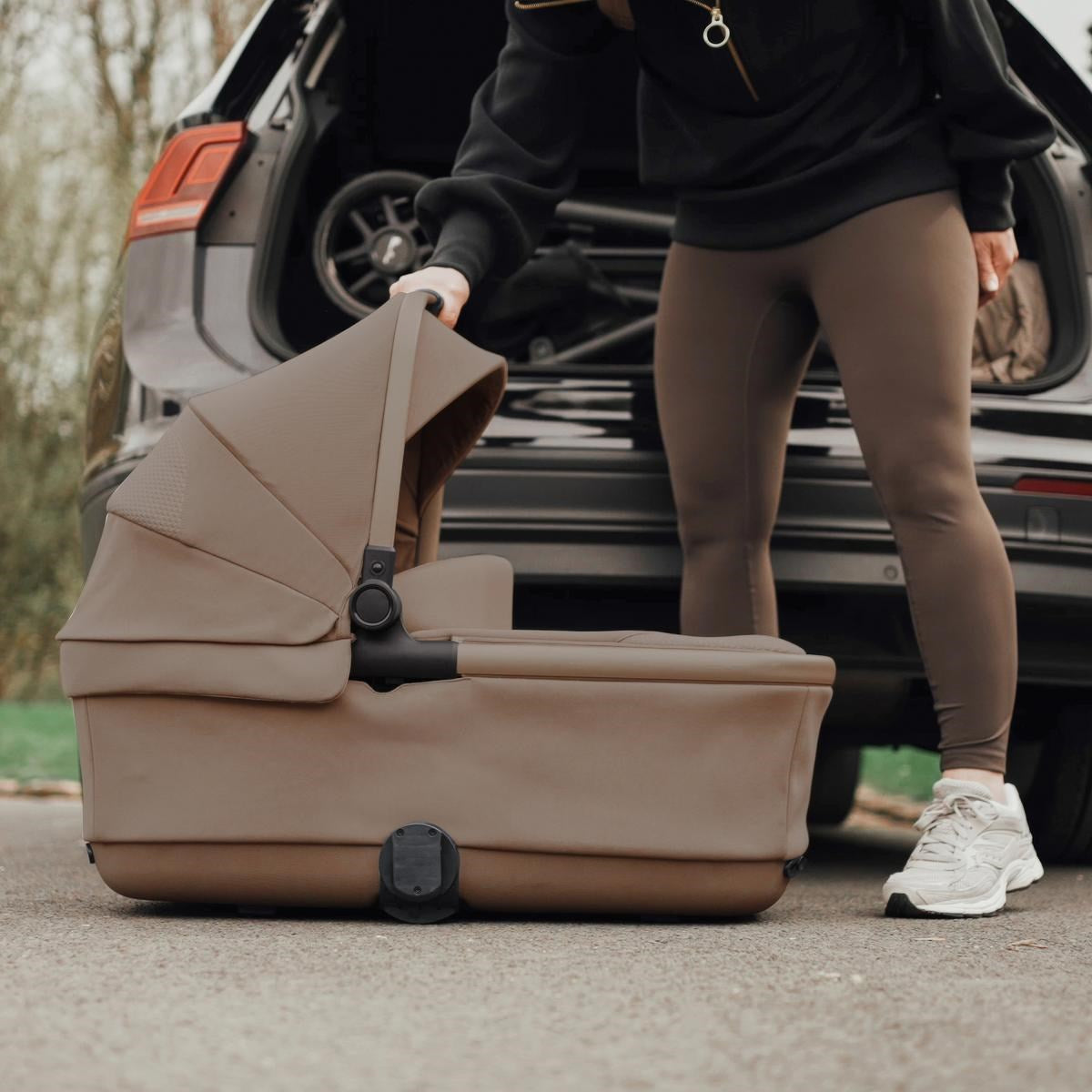 Silver Cross Reef 2 Pram + Accessory Pack, Mocha