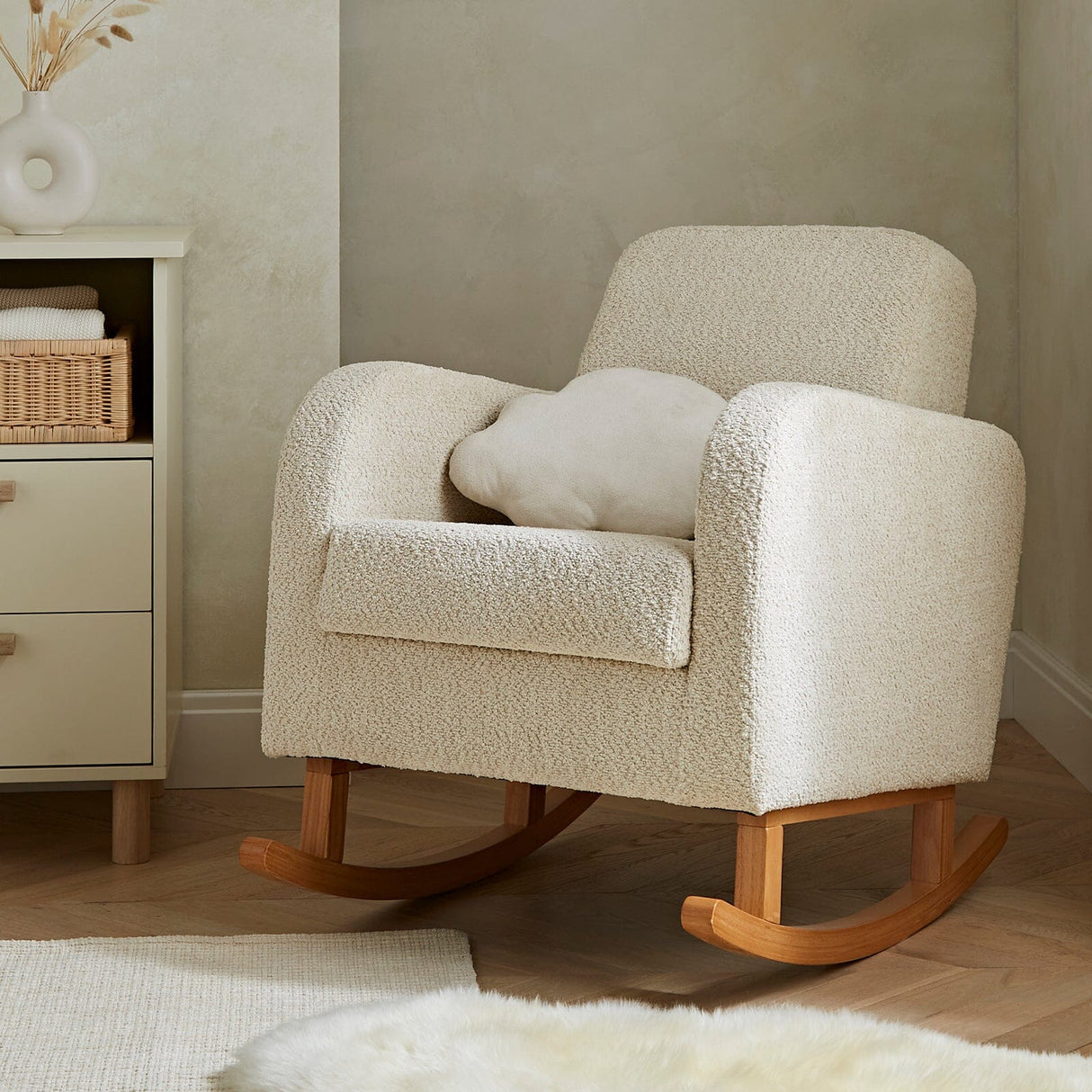 CuddleCo Etta Boucle Nursing Chair