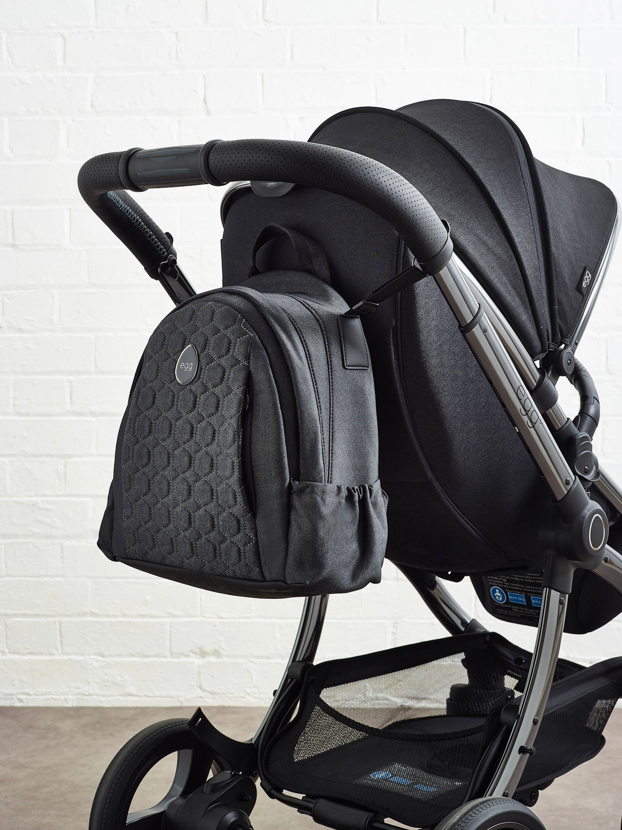 Egg Egg 3 Changing Backpack