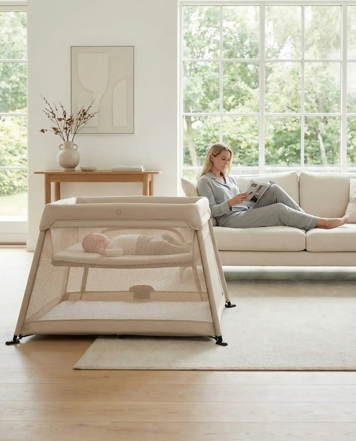 Airpod 3 Travel Cot Includes Newborn Bassinet Insert - Beige