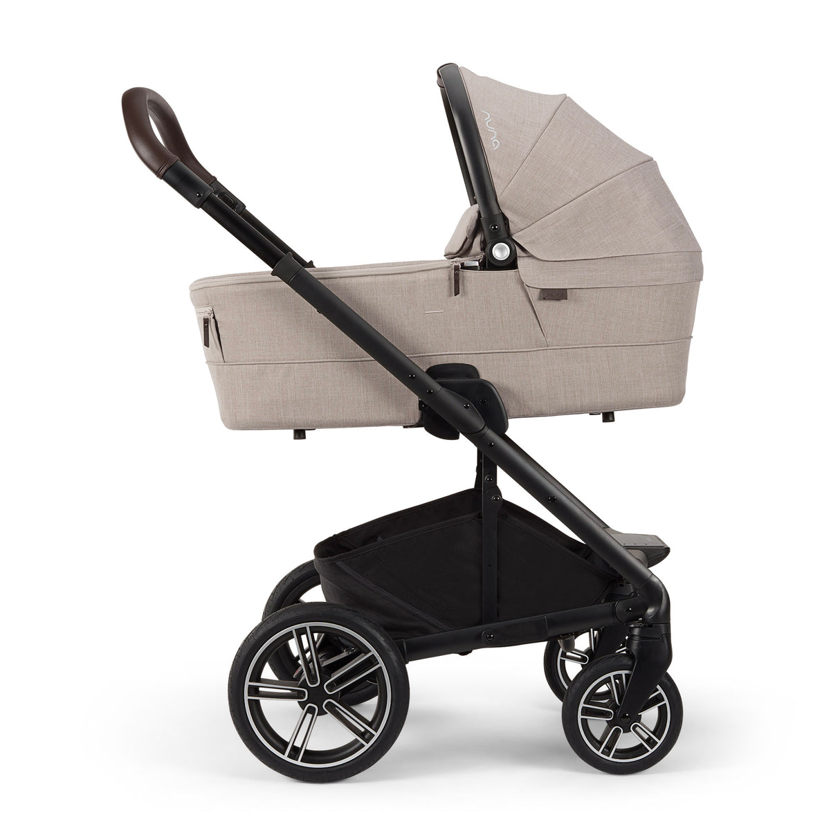 Nuna MIXX Next with ARRA Flex & Base Curv Travel System