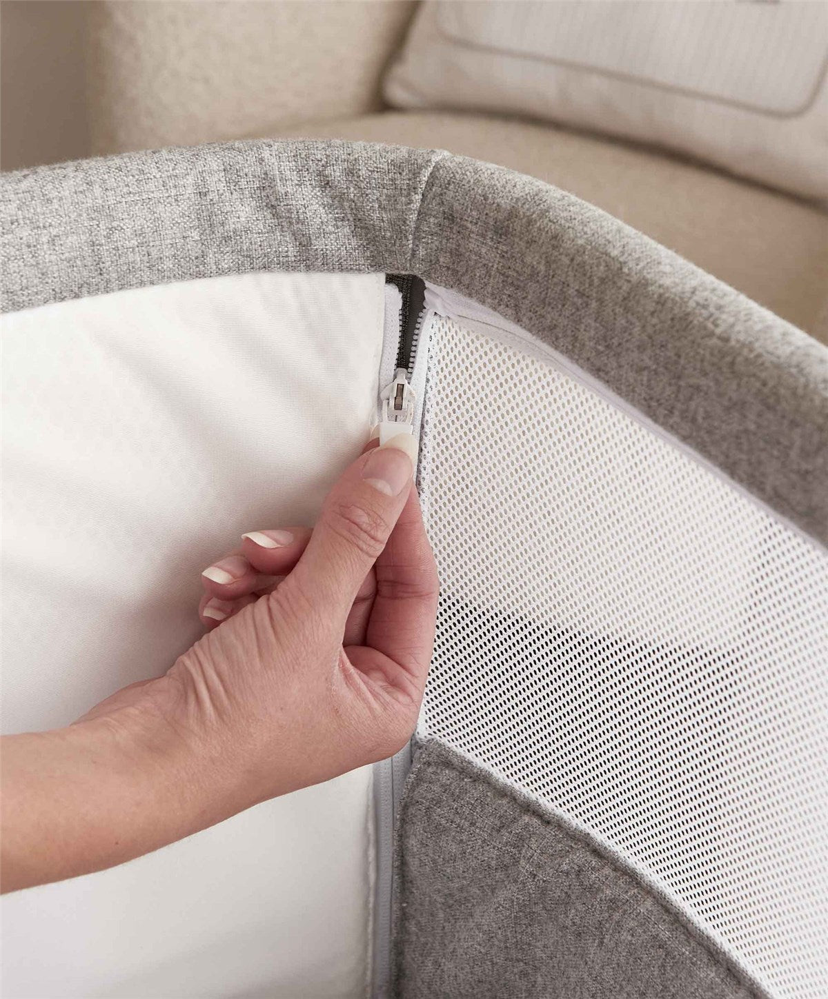 Mamas & Papas Lua Bedside Crib & Mattress Protector Bundle, Grey