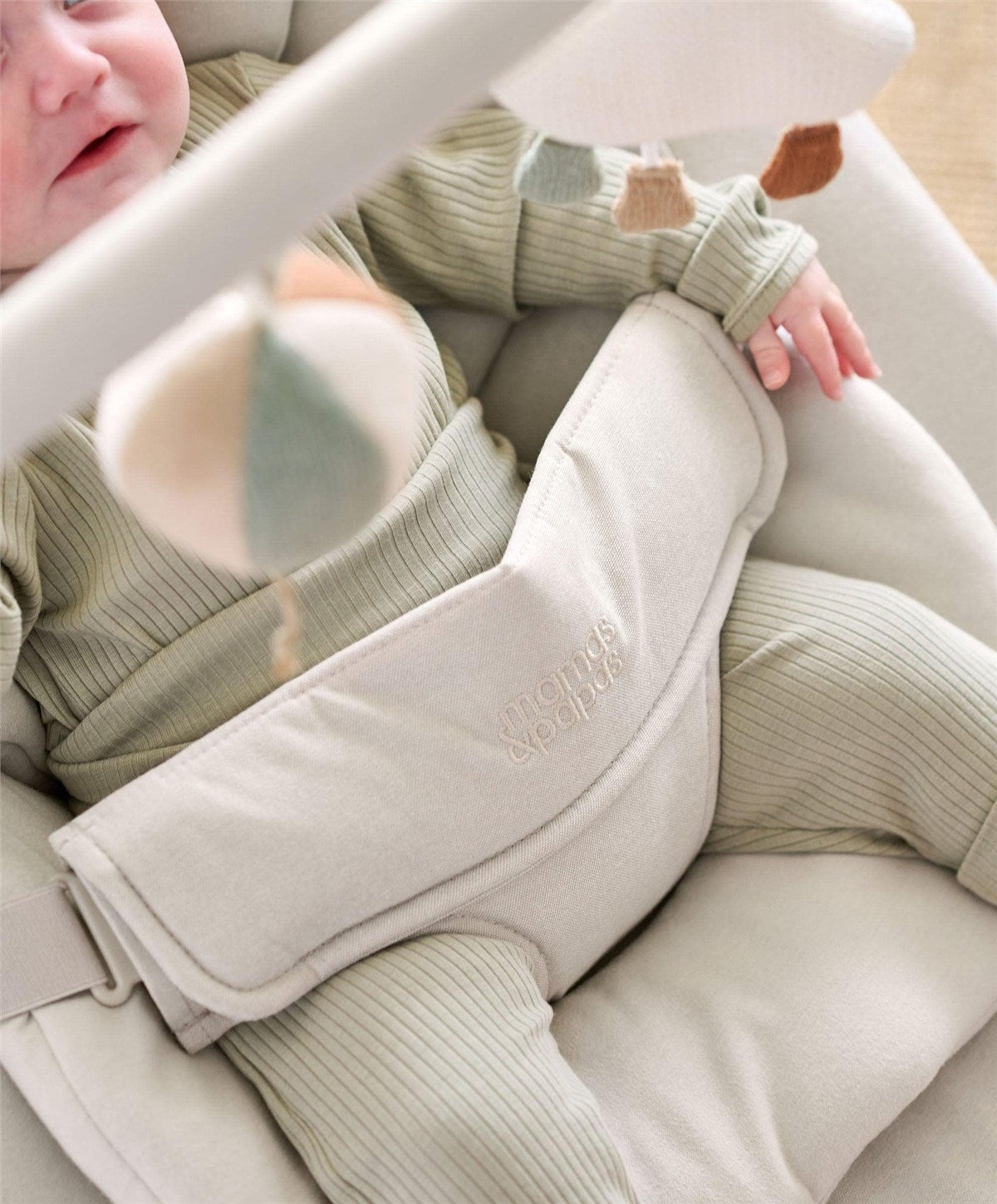 Mamas & Papas Alto Smart Swing