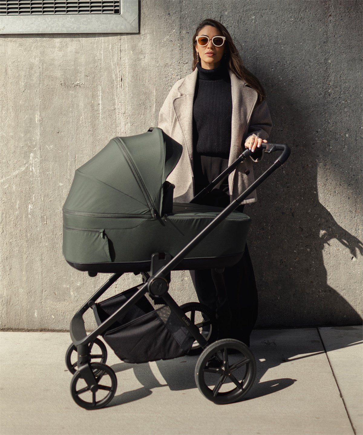 Venicci Claro 3in1 Plus Tiago 360 Car Seat and Base