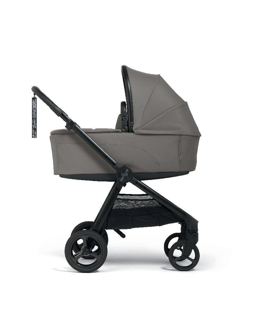 Mamas & Papas Vardo Essential Travel & Nursery Bundle, Storm