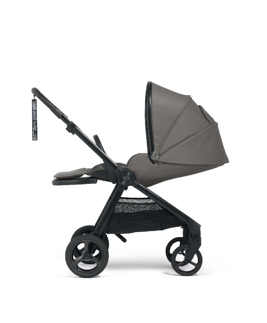 Mamas & Papas Vardo Essential Travel & Nursery Bundle, Storm