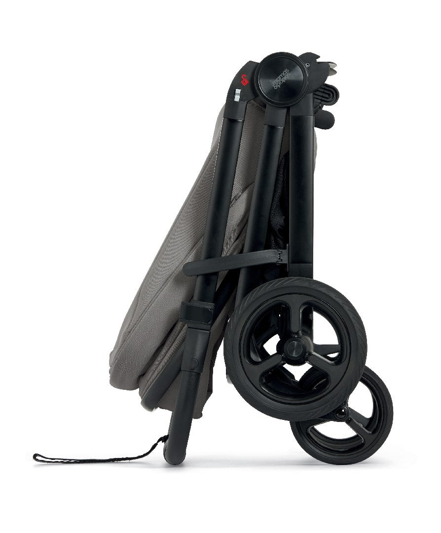 Mamas & Papas Vardo Essential Travel & Nursery Bundle, Storm