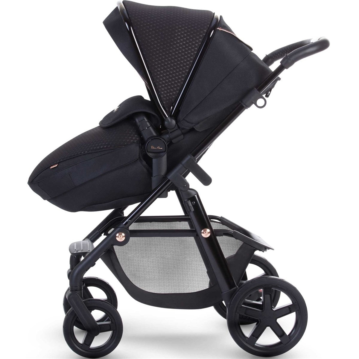Silver Cross Pioneer Eclipse With Winter Pack & Maxi Cosi Cabriofix and Isofix Base