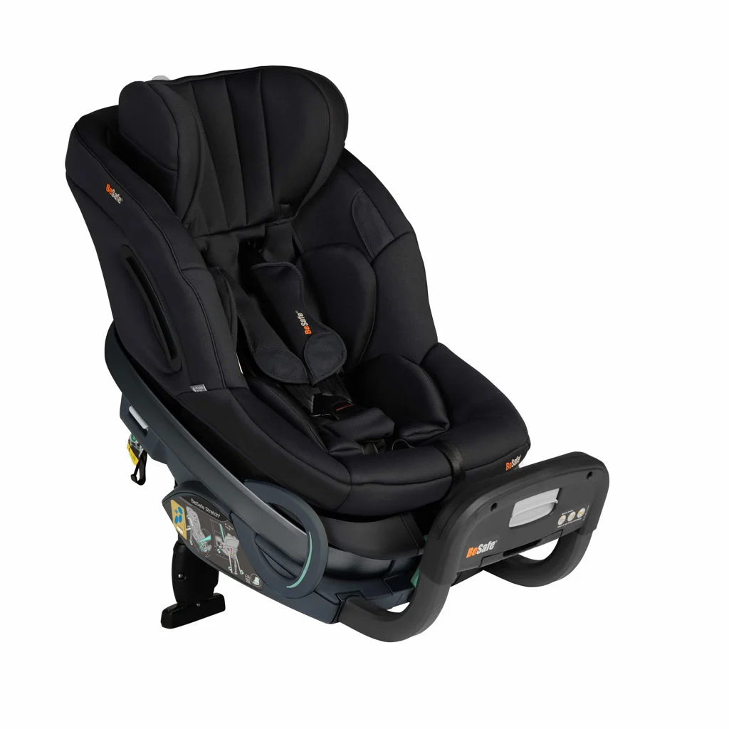 BeSafe Stretch² Rear-Facing Car Seat 6m–7y Fresh Black Cab