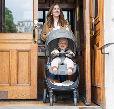 Joie Valora 2n1 SIGNATURE Compact Pram Eclipse